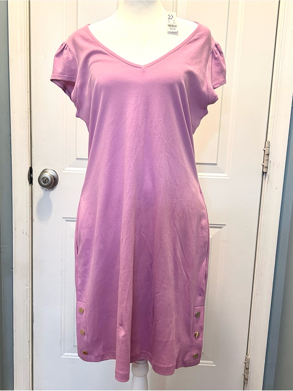 NY&C Dress Women’s Medium V-Neck Lavender New Classic Minimalist Preppy